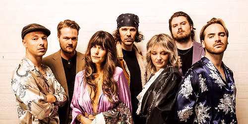 Fleetwood Mac: 50 Years of Rumours – The Cosmic Carnival — muziek in Deventer