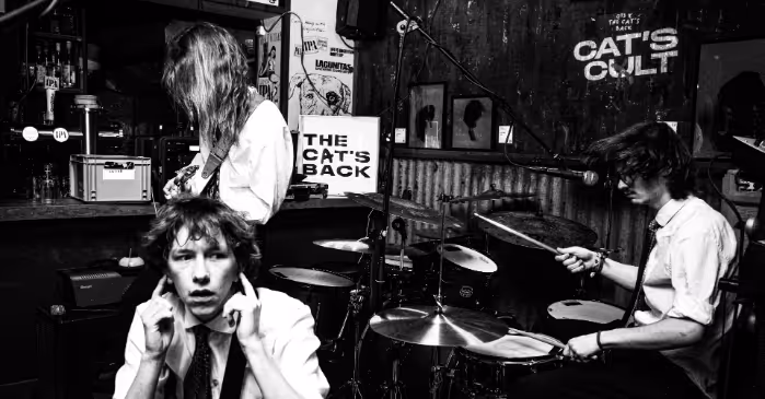Grote Geelstaart // Cloudsurfers — muziek in Deventer