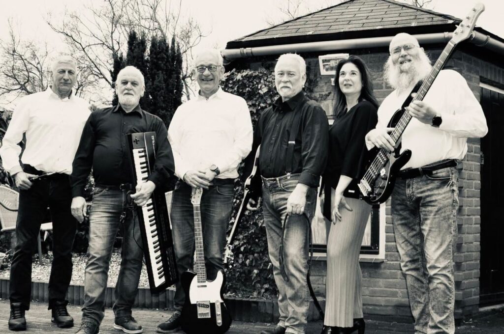 Live dansmuziek DejaVu in Deventer